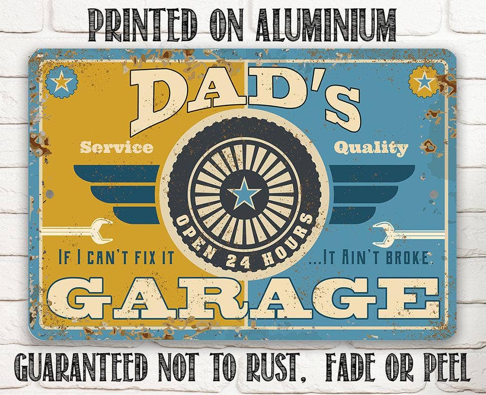 Dad's Garage - Metal Sign: 8 x 12