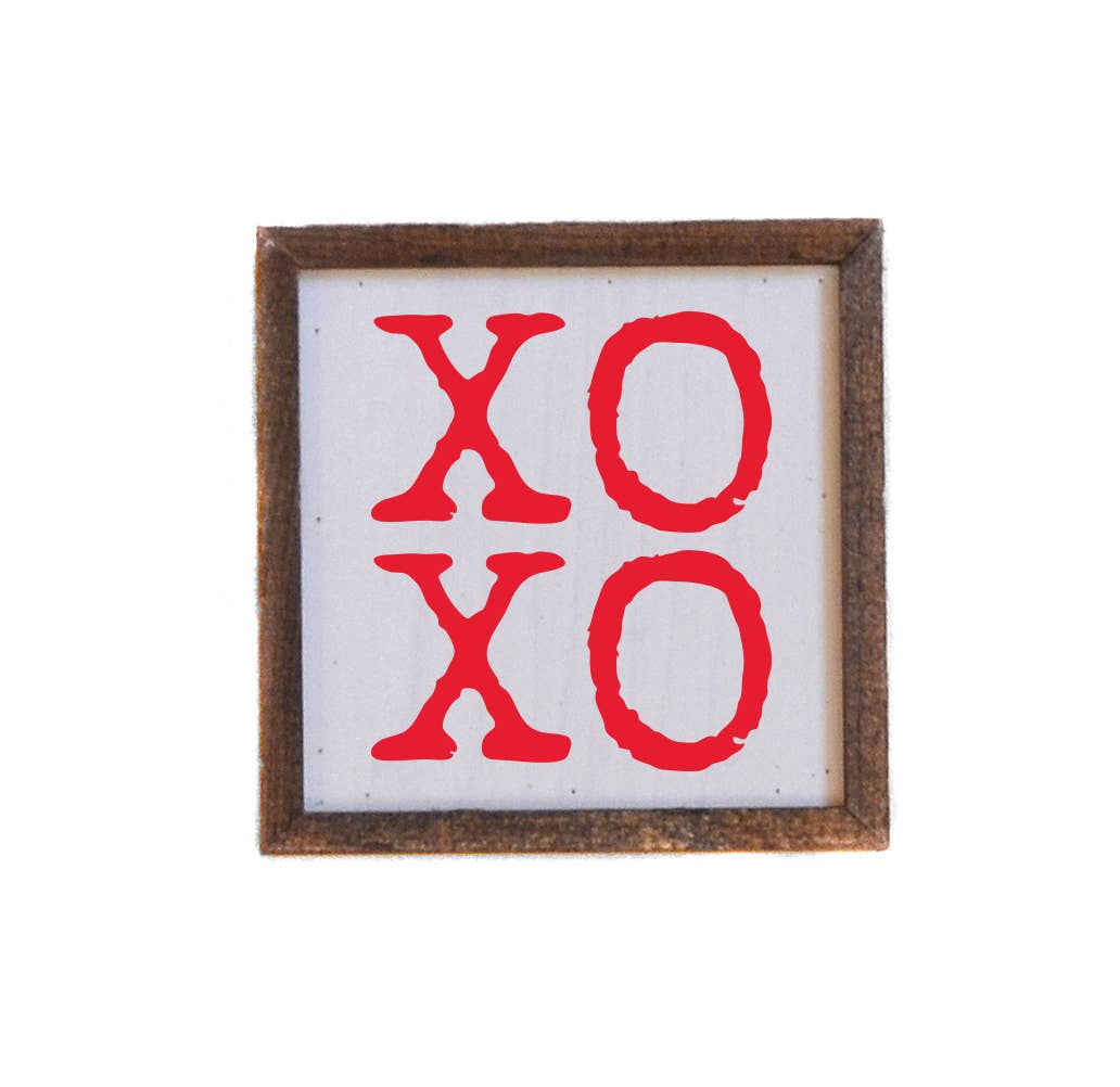 XOXO Valentine’s Day Mini Wood Sign