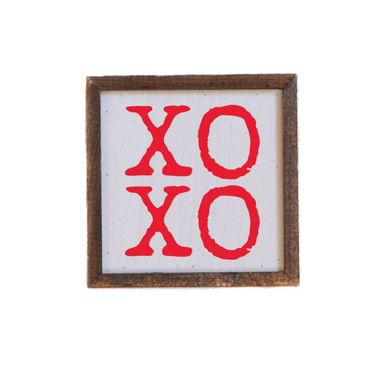 XOXO Valentine’s Day Mini Wood Sign