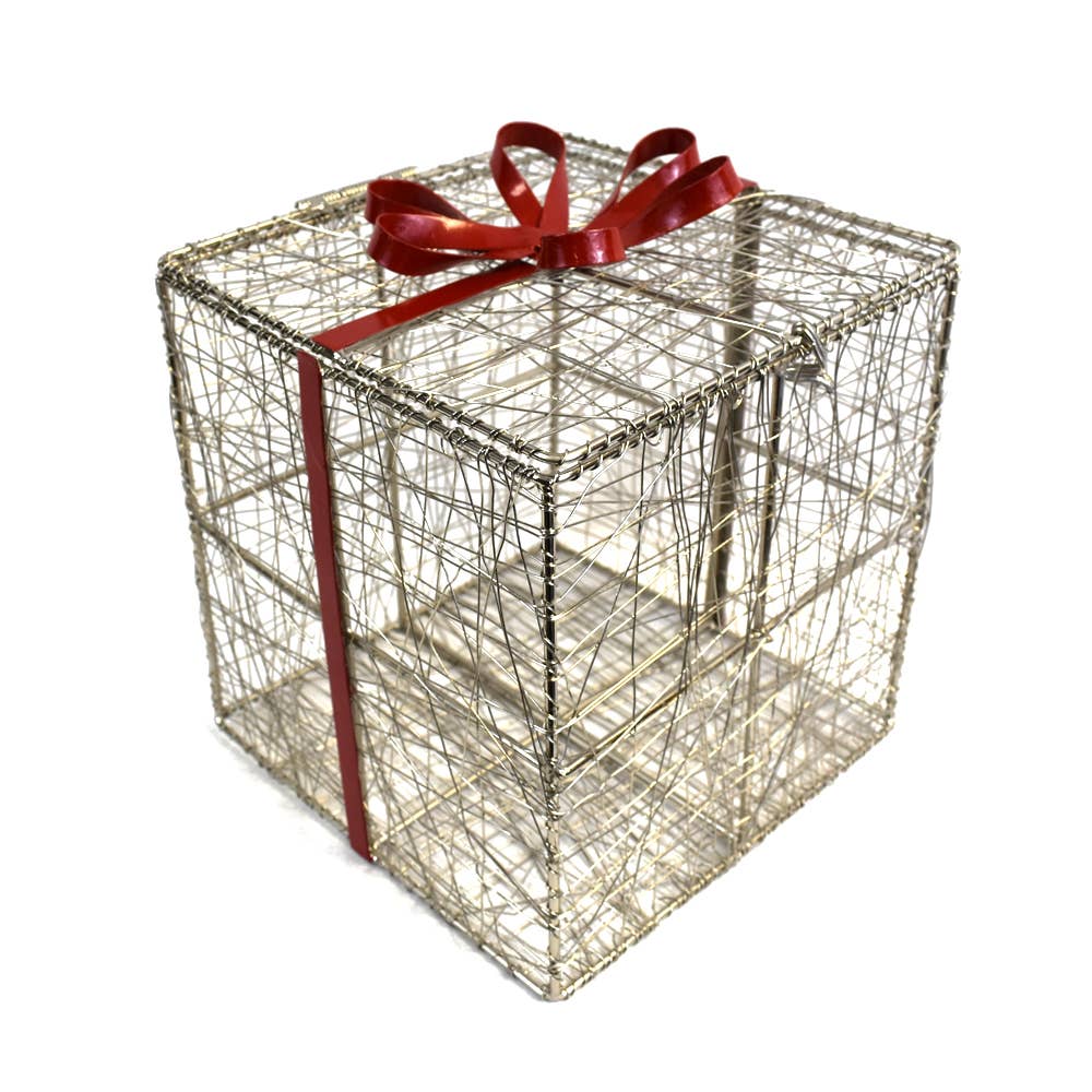 Mira-Wrapped Wire Present