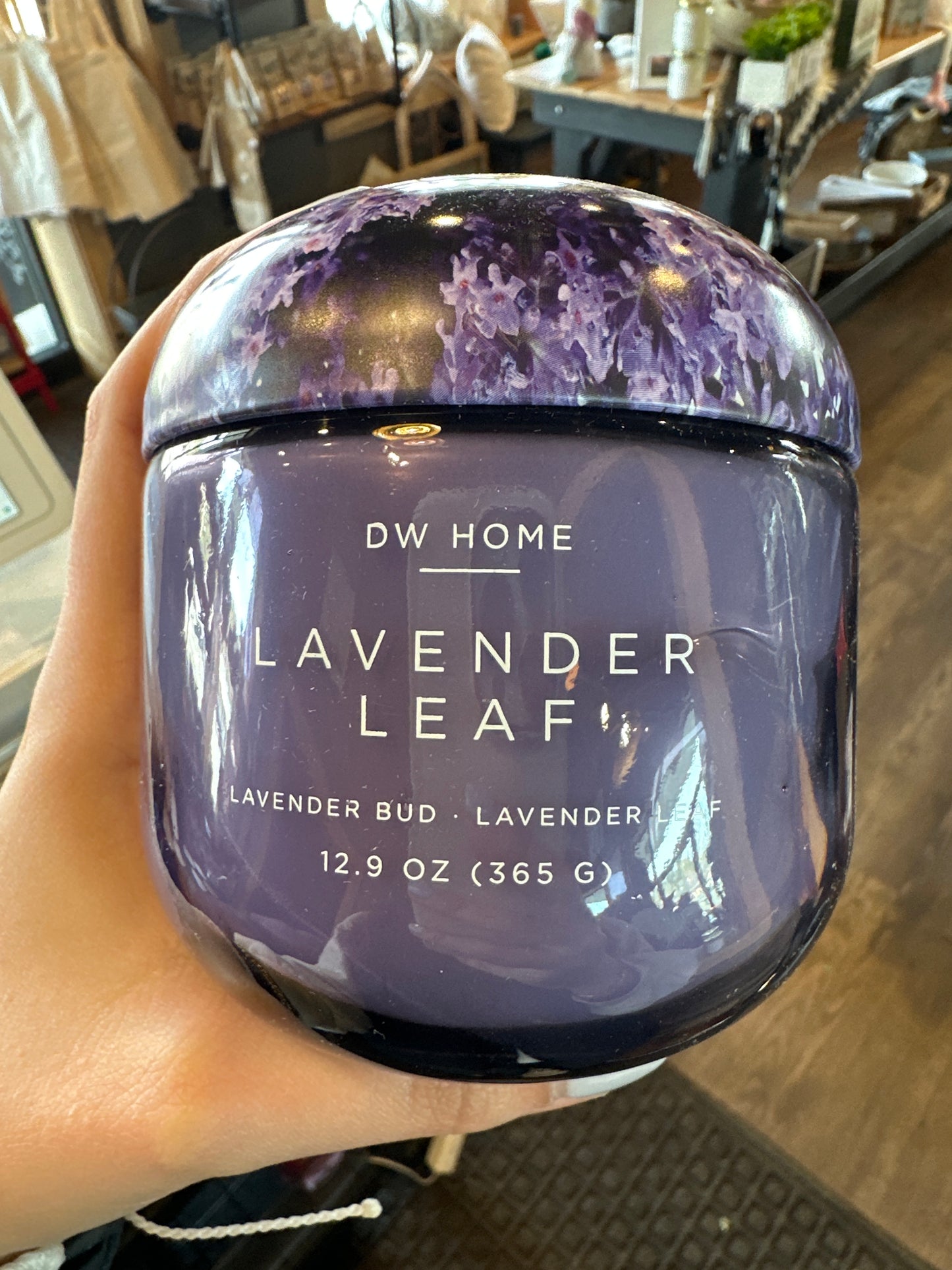 DW Home Lavender Leaf Candle
